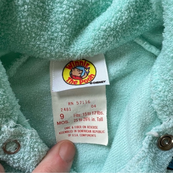 Vintage Winnie the Pooh Disney Baby One Piece Sleeper 6-9 Months 90s Y2K 80s - Picture 6 of 9